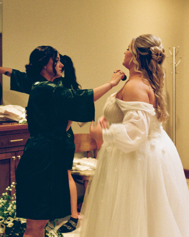 Documentary-style wedding  captured on 35mm film00012