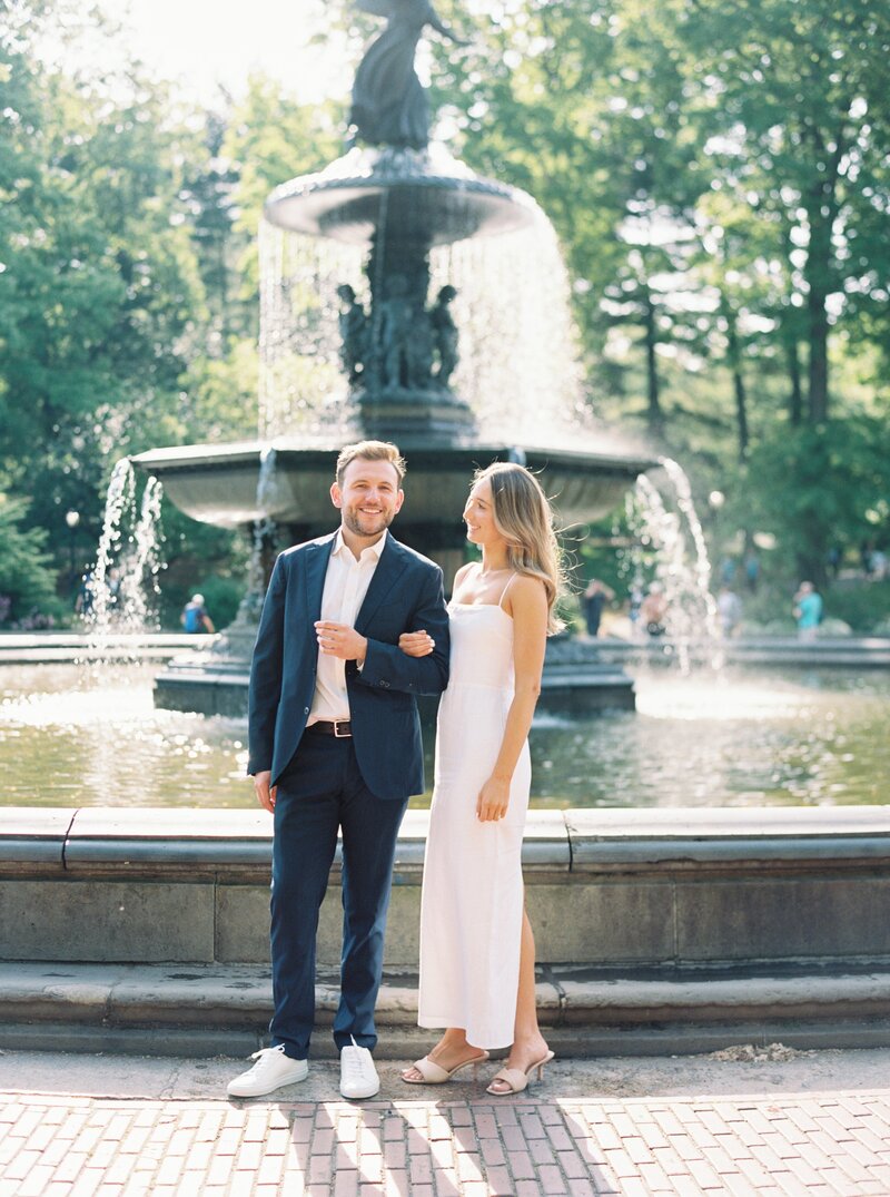 Bethesda Fountain engagement session