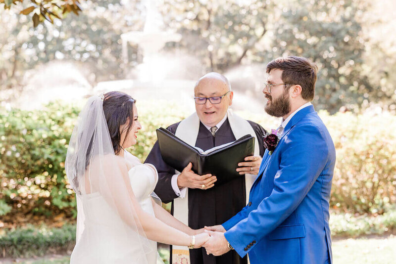Savannah_Elopement_at_Forsyth_Fountain03