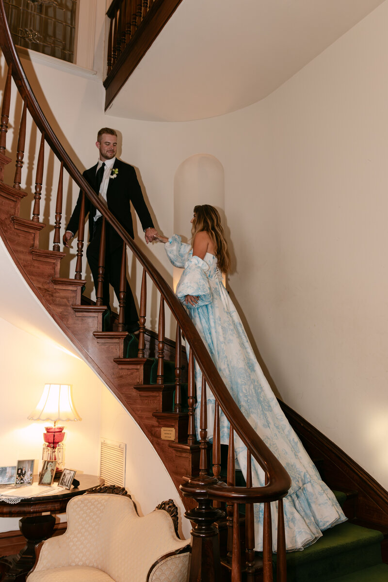 bride and groom photos in mobile alabama