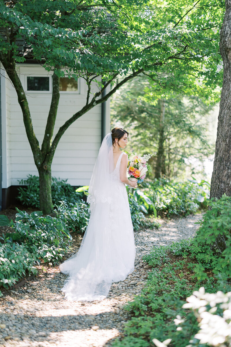 half-mile-farm-old-edwards-inn-summer-wedding-0076