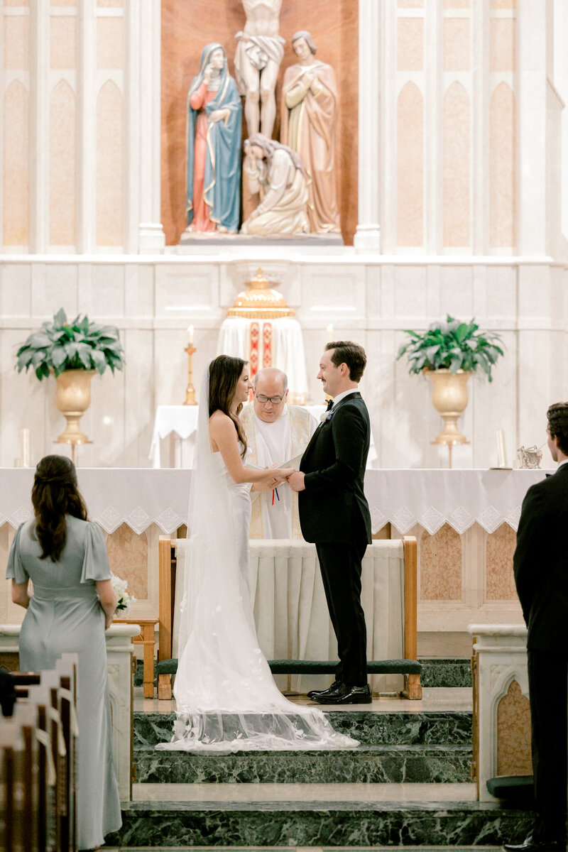 Abby & Garrett Sneak Peeks-71_(2048)