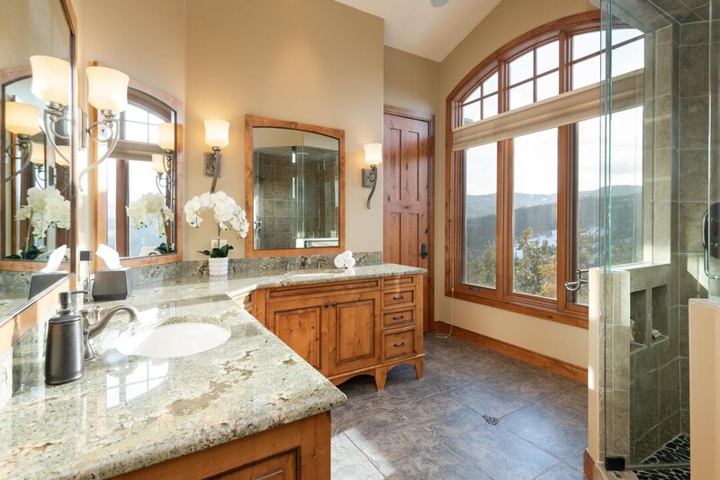 32034 Snowshoe Rd-035-057-Bathroom-MLS_Size