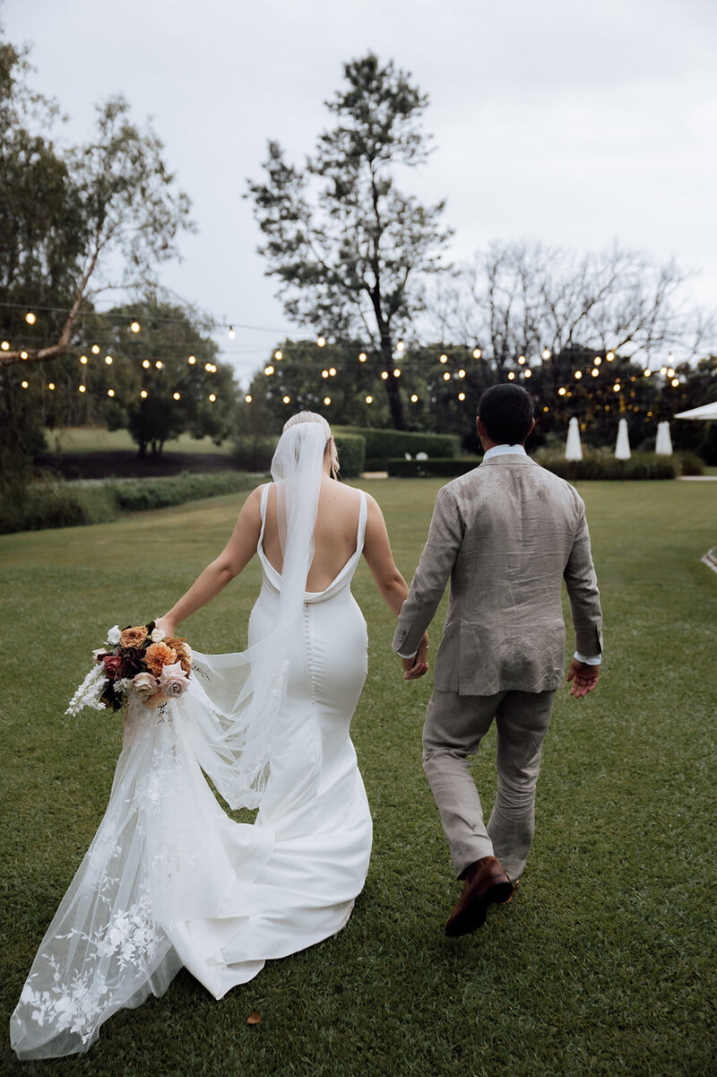 Ash & Luke _ Sneak Peeks-5