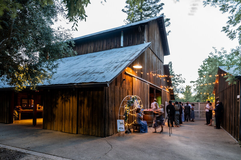 sonoma-wedding-photographer-ru's farm-005