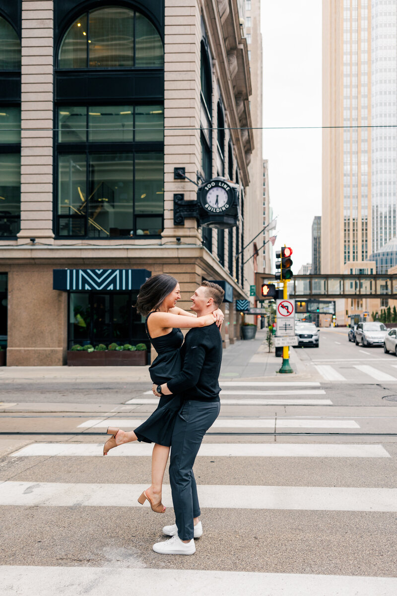 Jennifer Kamen Photography Minneapolis St. Paul Minnesota Tampa Florida Destination Wedding Engagement Lifestyle Newborn Family Photographer JenniferKamenPhotography1-81