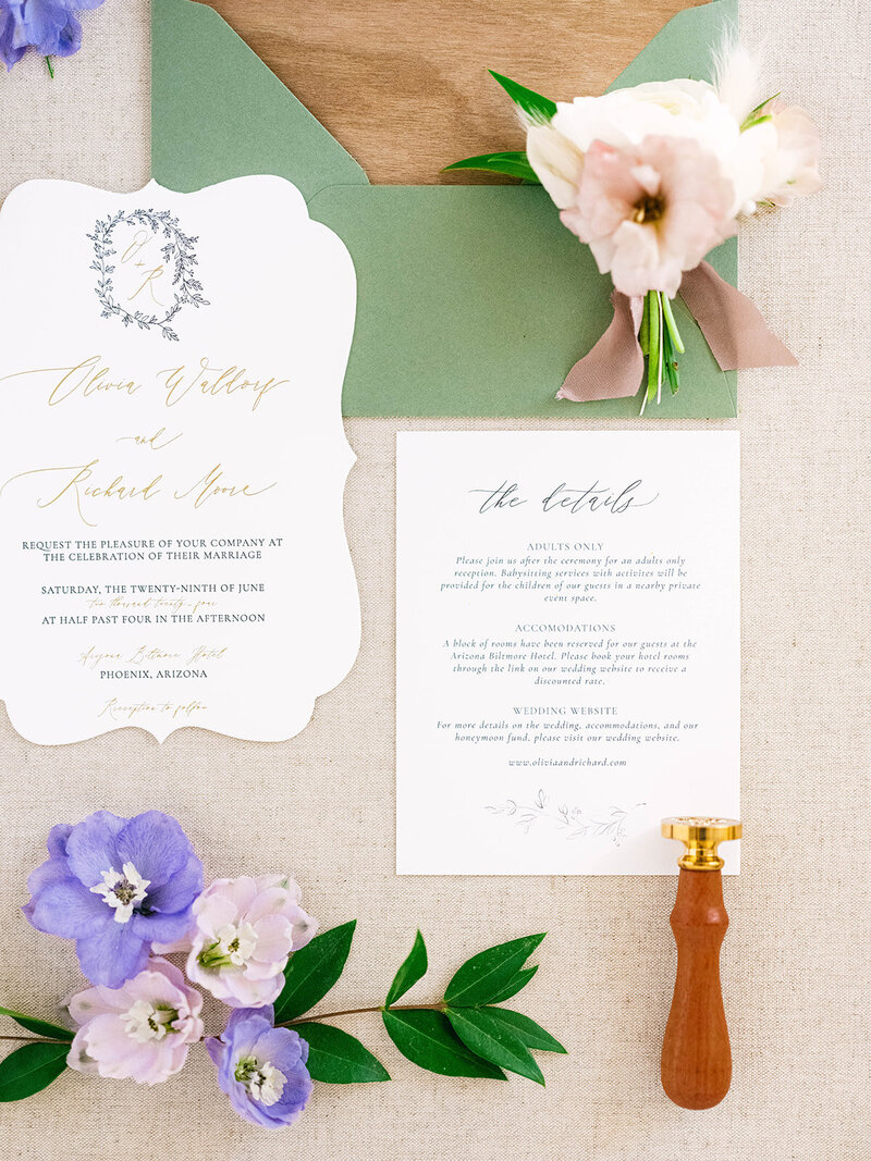 biltmore_wedding_invitations_arizona_gold_minimal