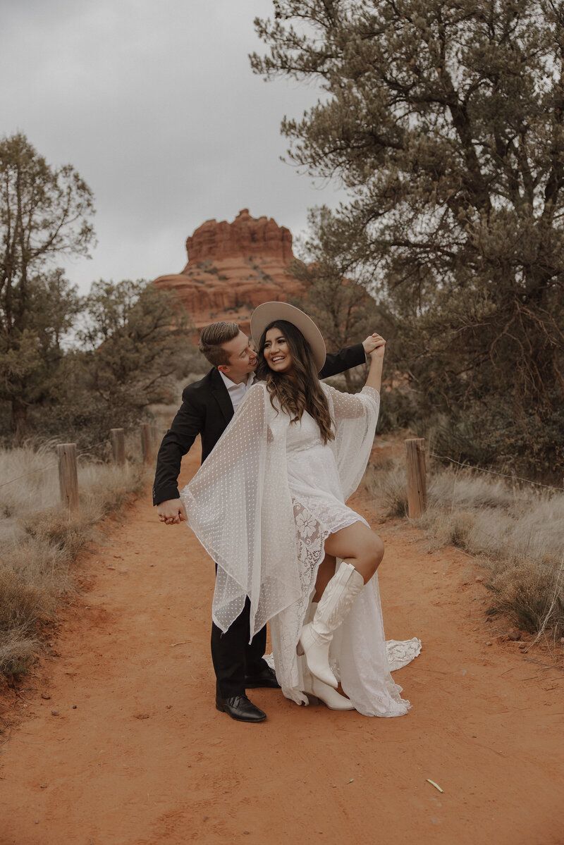 A beautiful modern boho elopement in Sedona