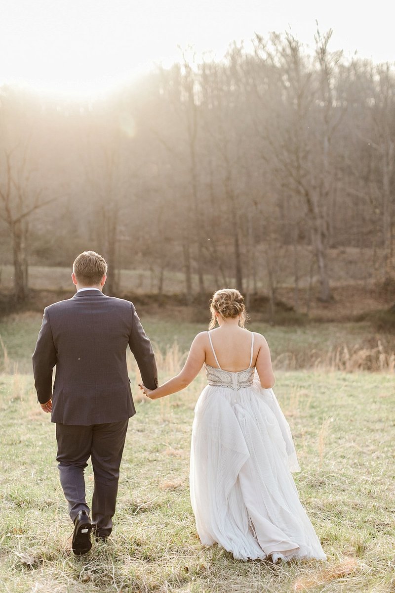 Indiana_The_Wilds_Wedding_Event_Venue_Blue_White_Wedding_Ideas_Boho_Chic_Weddings_11