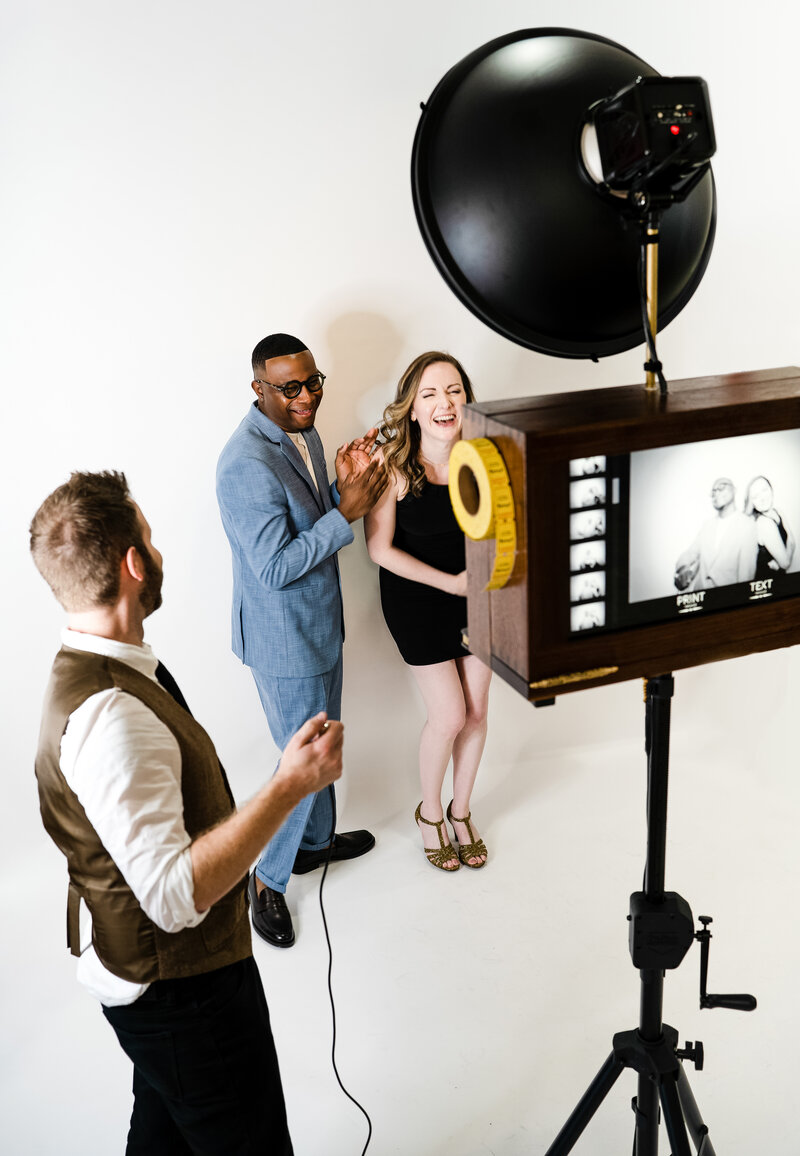 Vintage-photo-booth-rental-fotably