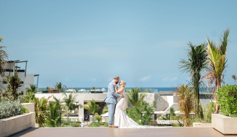 A couple shares their first look at Dreams Macao in Punta Cana with their destination wedding photographer