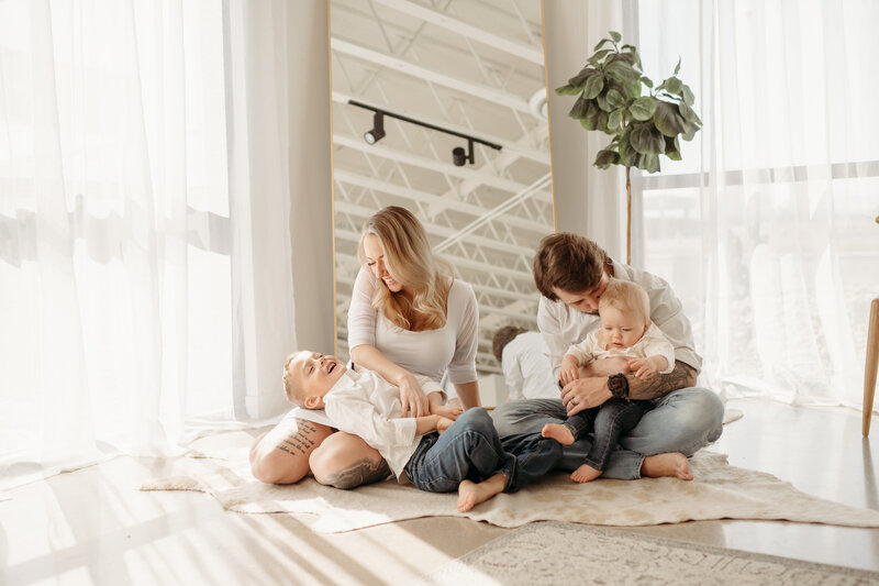 Natural-Light-Studio-Las-Vegas-Family