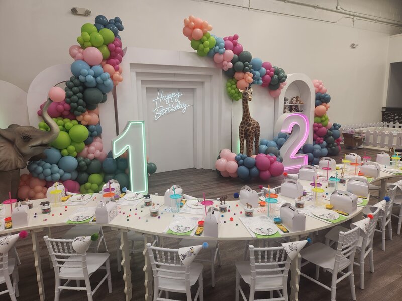 September_Bliss_Event_Studio_Canton_MI_Birthday_Party_Weddings_And_Custom_Decor_And_Event_Rentals_100 (1)-min