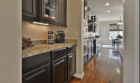 kitchen before 2