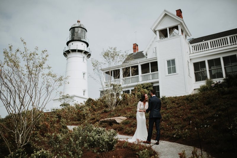 cape-elizabeth-portland-maine-backyard-lighthouse-wedding-49