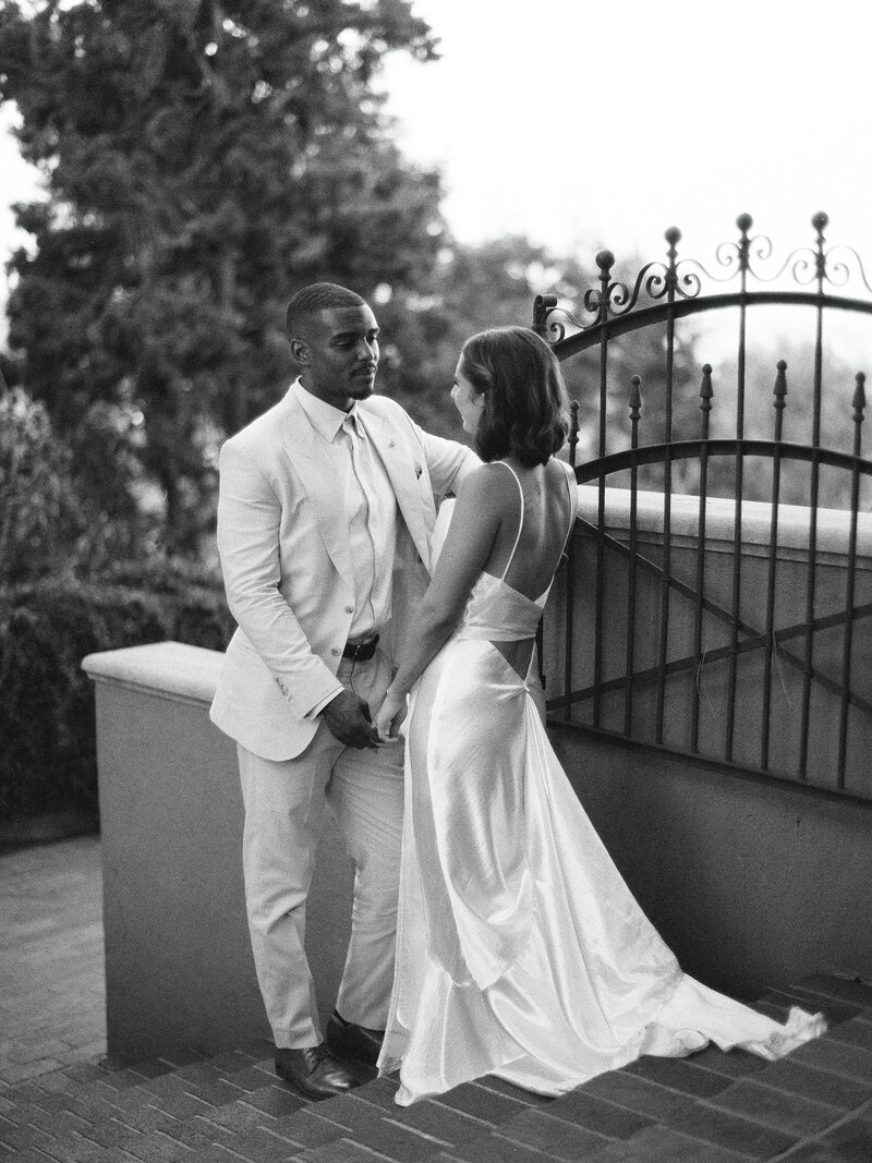 Brady Bates - The Paramour Estate