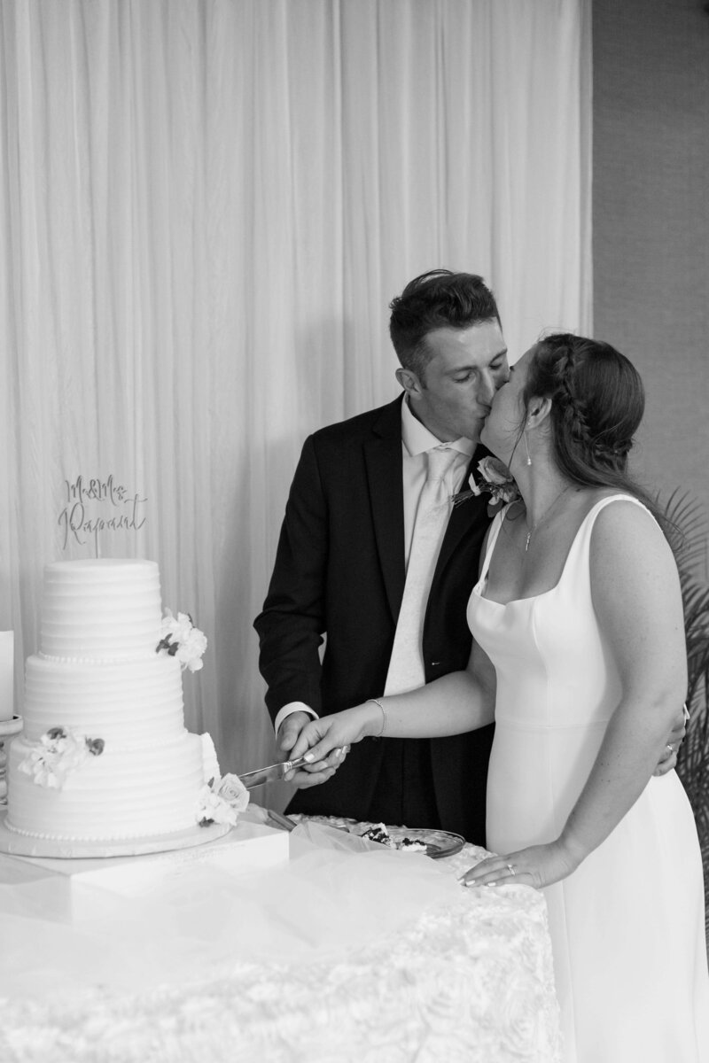 Newton-NC-Rock-Barn-May-Wedding-Katelyn_Shelley-Photography-1 (96)