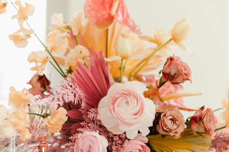 centerpiece floral design wedding planner USA