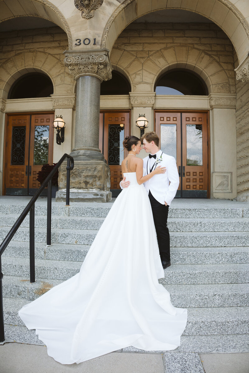 bride and groom tunnel exit