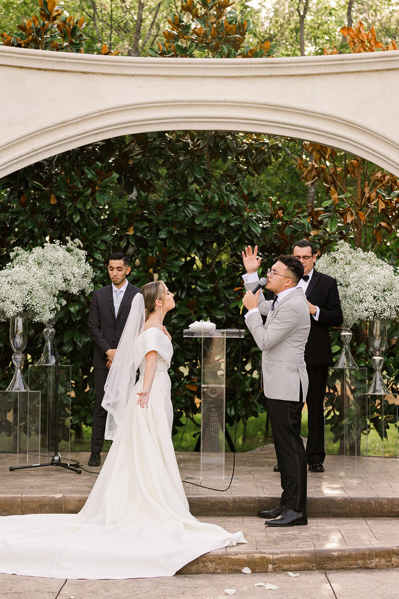 Lorena Ferraz and Gustavo Antonio Wedding _ Marissa Reib Photography _ Tulsa Wedding Photographer-374