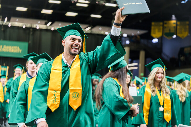241220_Fall-Commencement-170351-2