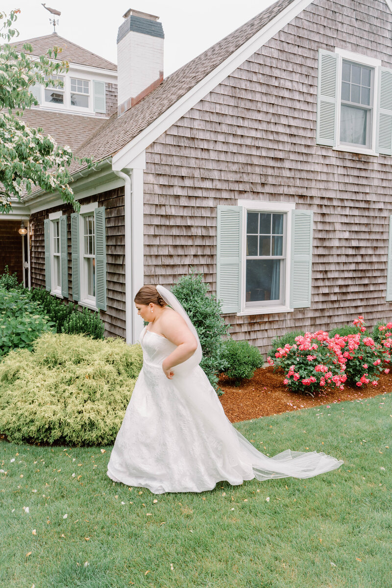 Bride walking in nantuckeet