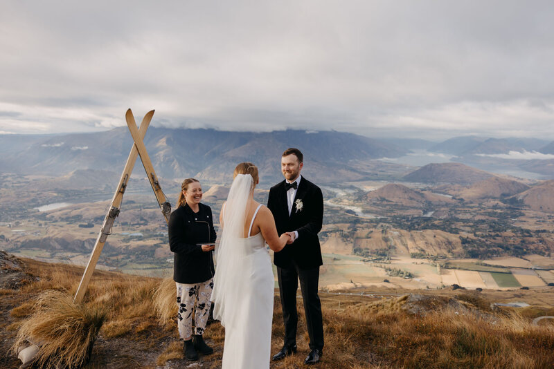 Heather and Scott Queenstown Wedding © emmalinephotographer.com-1577