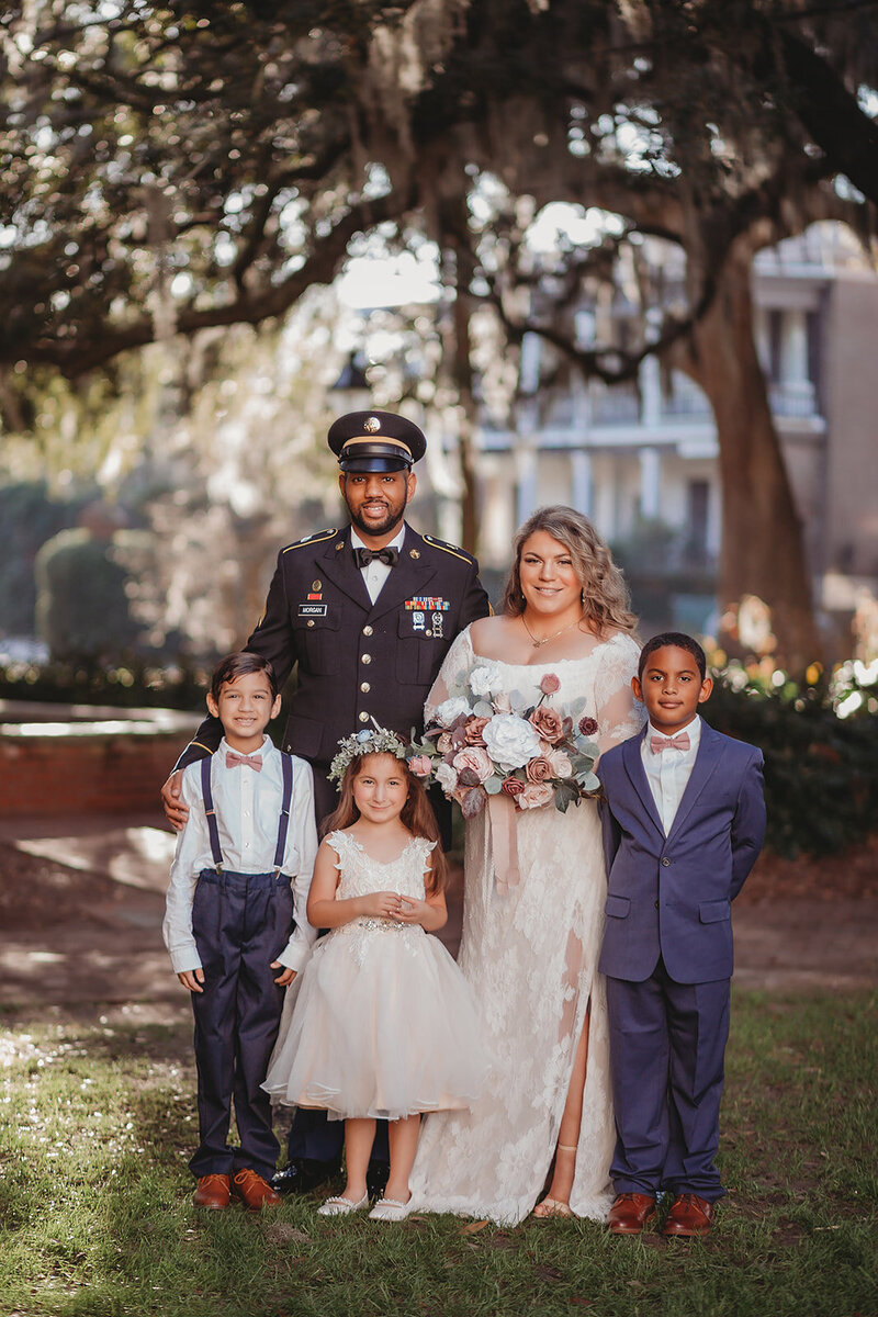 wedding bride and groom savannah georgia forsyth park pink roses