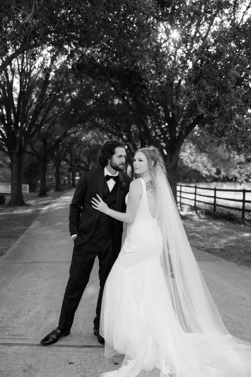 C&J_WED-470