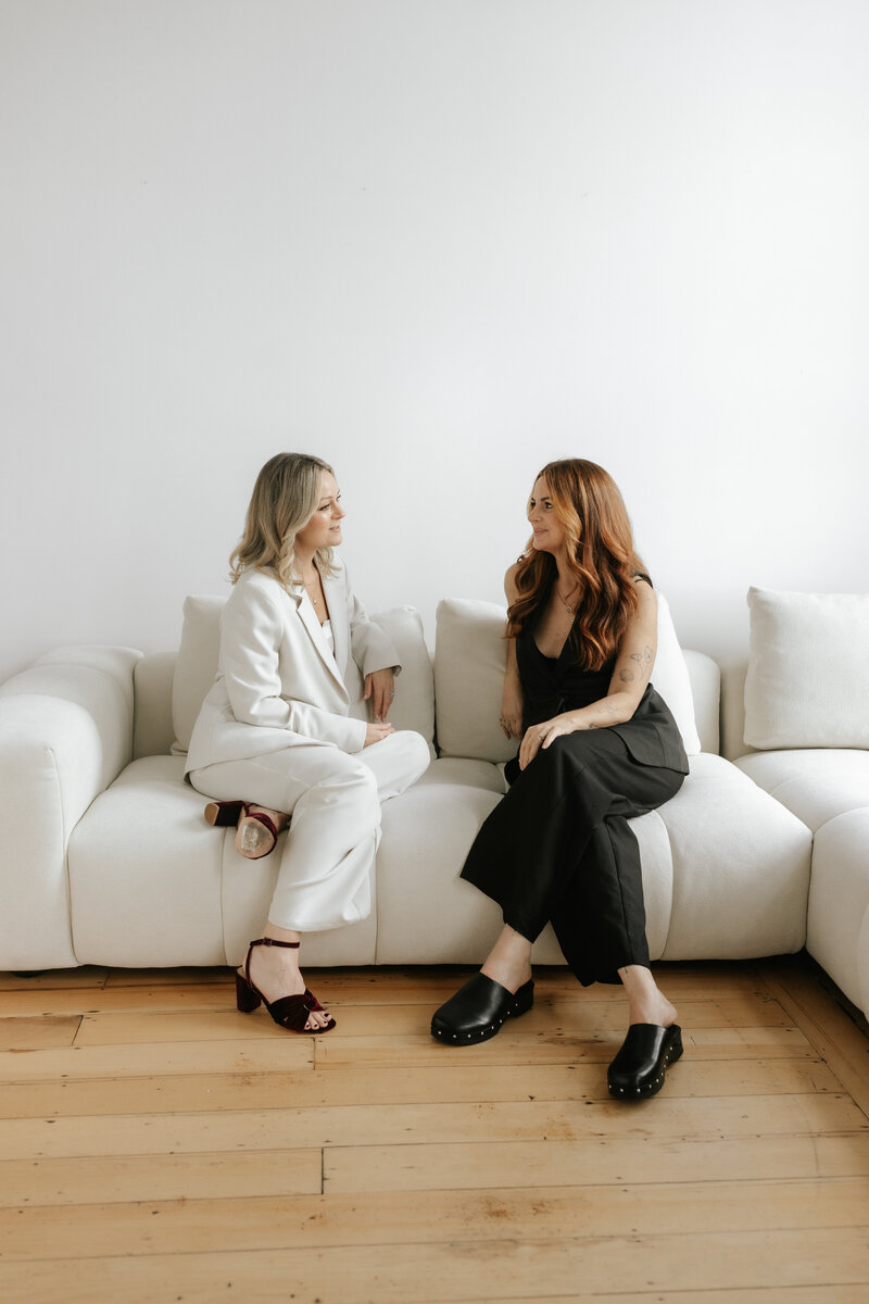 Danni Falconer and Rosie callen management of the peach club nz leadings bridal beauty team 
