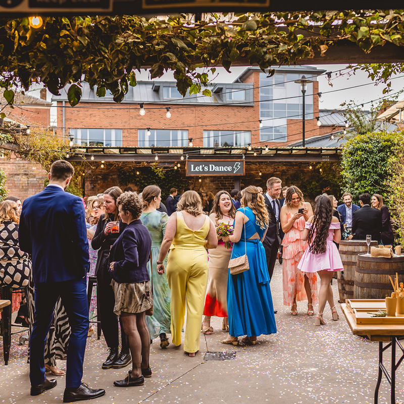 Colourful guests in the courtyard