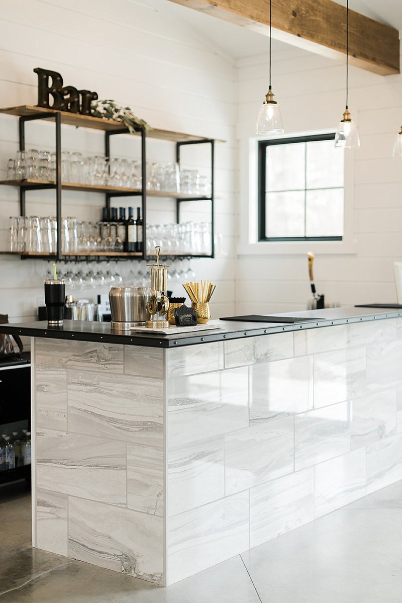 Indiana_The_Wilds_Wedding_Event_Venue_Blue_White_Wedding_Ideas_Boho_Chic_Weddings_28