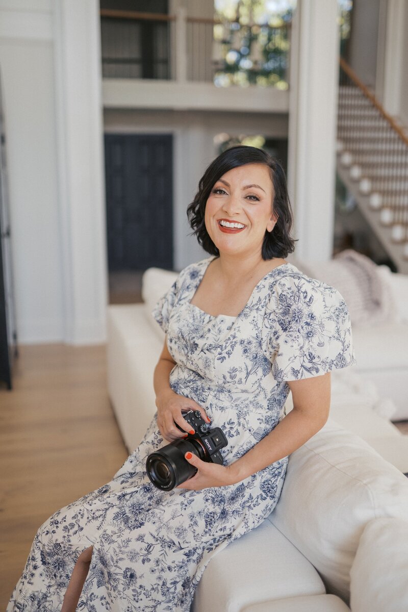 Nashville-Family-and-Nashville-Newborn-Photographer-Dolly-DeLong-Photography-headshot-SMILING-AT-THE-CAMERA