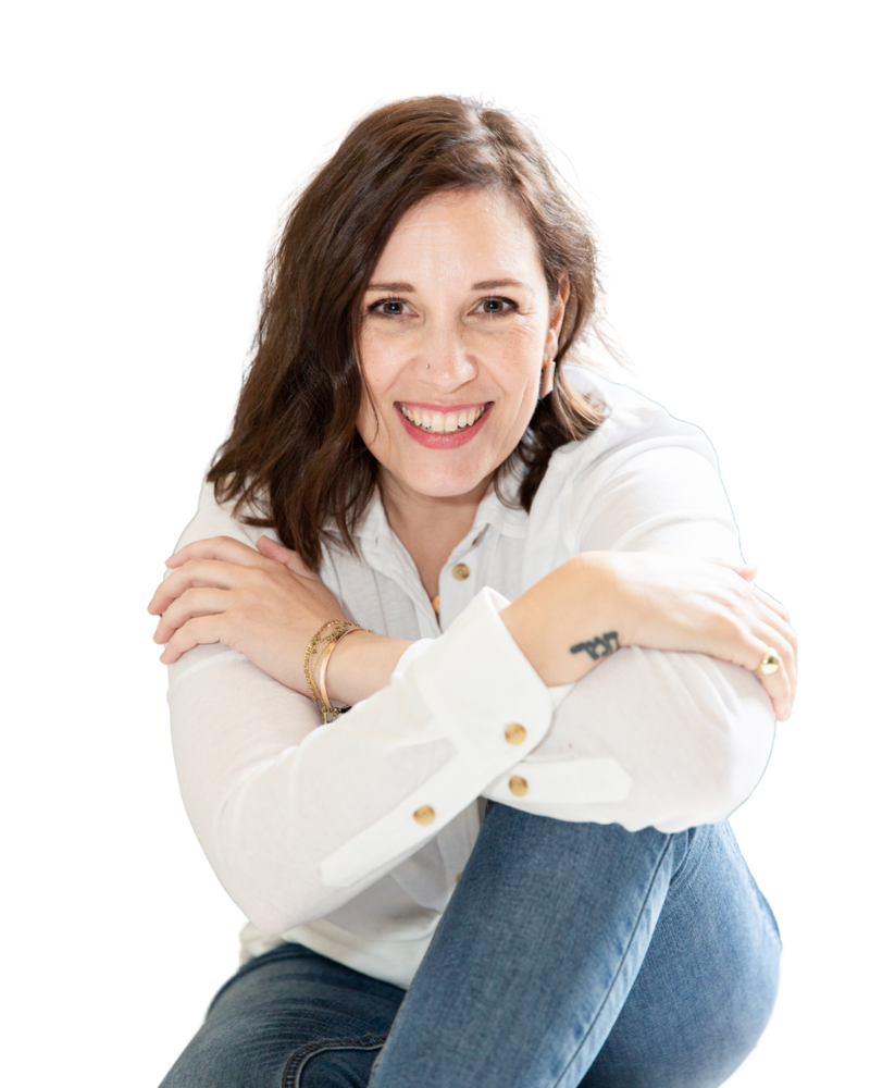Stop leaving money in the inbox and connect with your primed audience through connection-driven personal branded copywriting with Sam Claire's newsletter retainer for service-led businesses