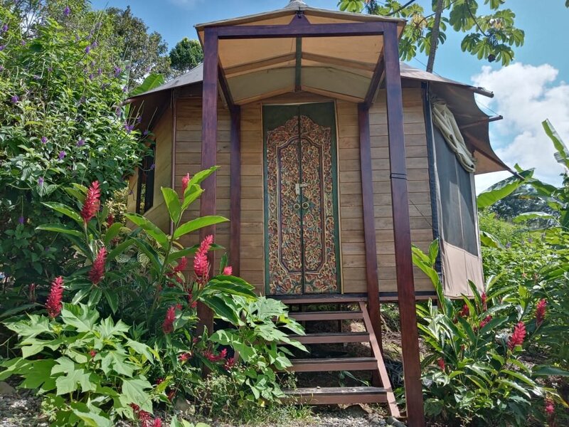 Hexagome balinese door