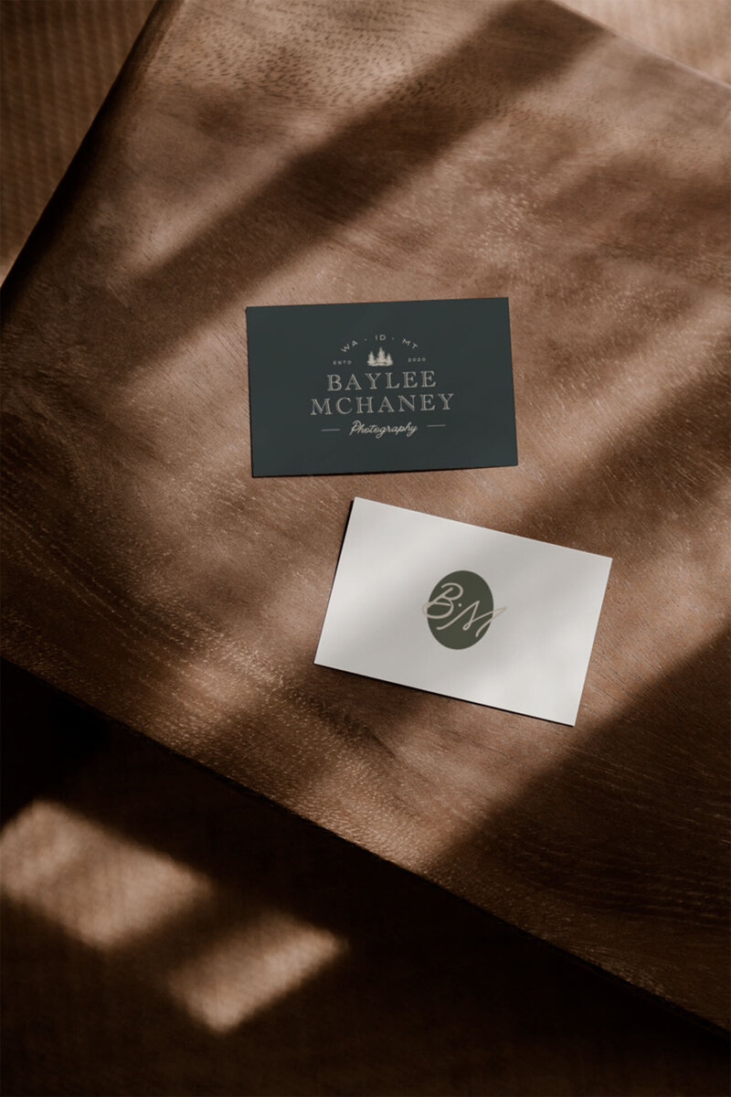 branding for photographers by Palme Design Co of cards, front and back