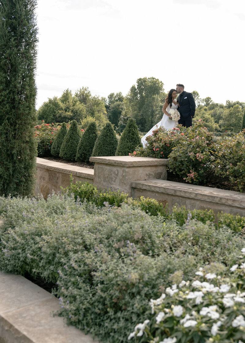 Editorial bridal photographs at the iconic Mayo Hotel in Tulsa, Oklahoma.