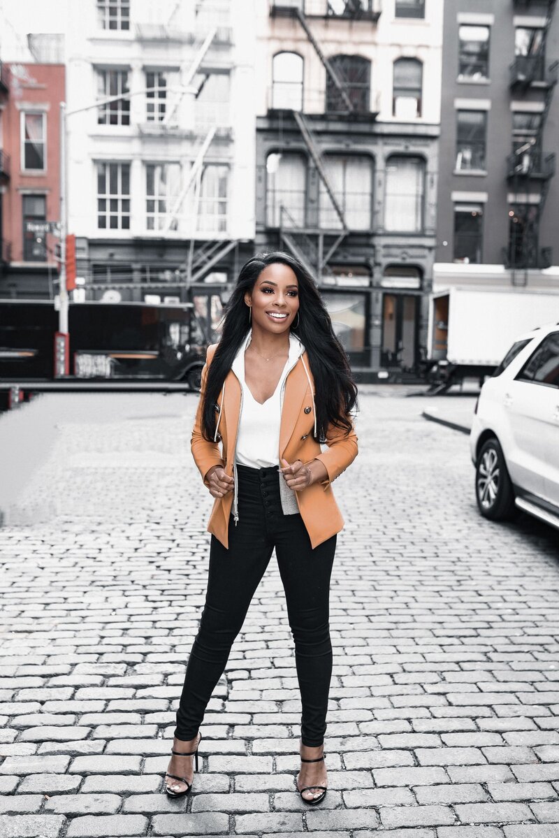Matchmaker and Dating Expert Devyn Simone