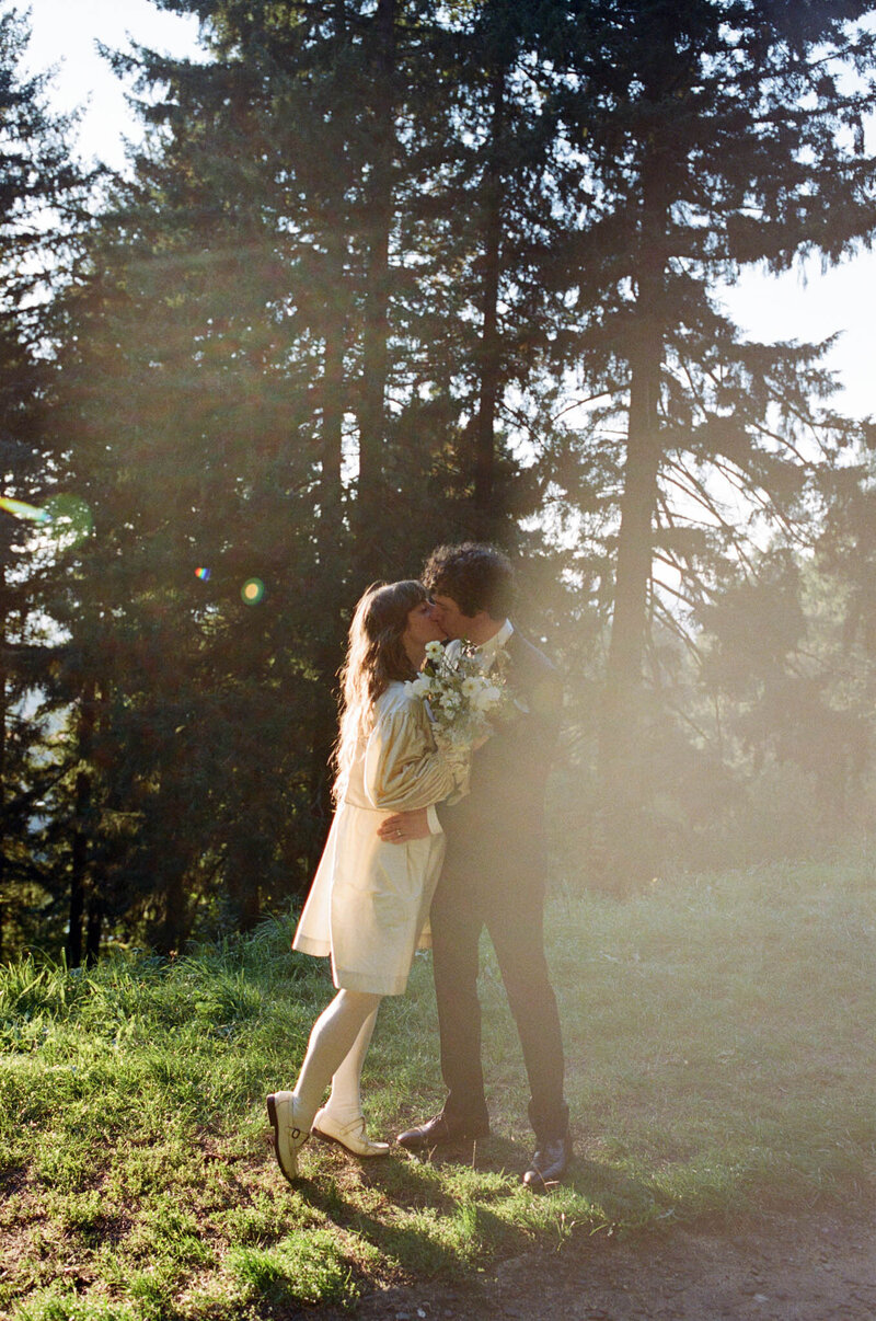mt-tabor-elopement-portland-oregon-35mm-film-185