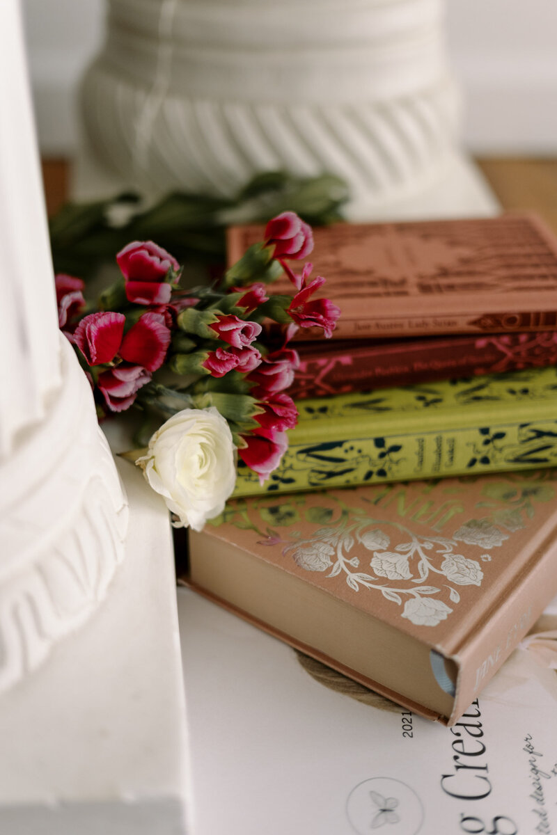 ladyfang-creative-brand-and-website-design-studio224