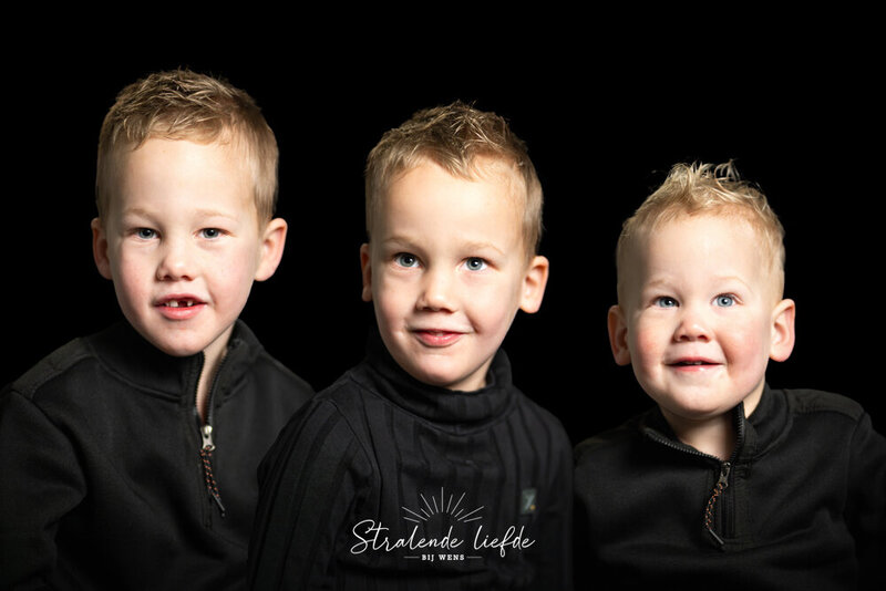 Newbornshoot thuis Stralende liefde