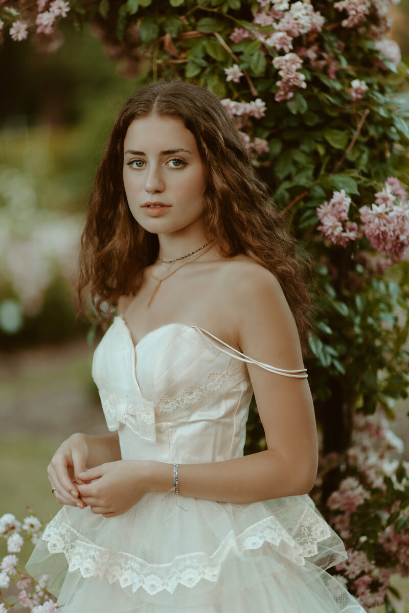 Portland Oregon Rose Garden Senior Photos