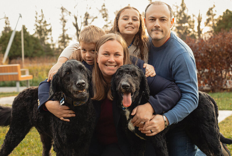 golden hour family photos at Assiniboine Forest