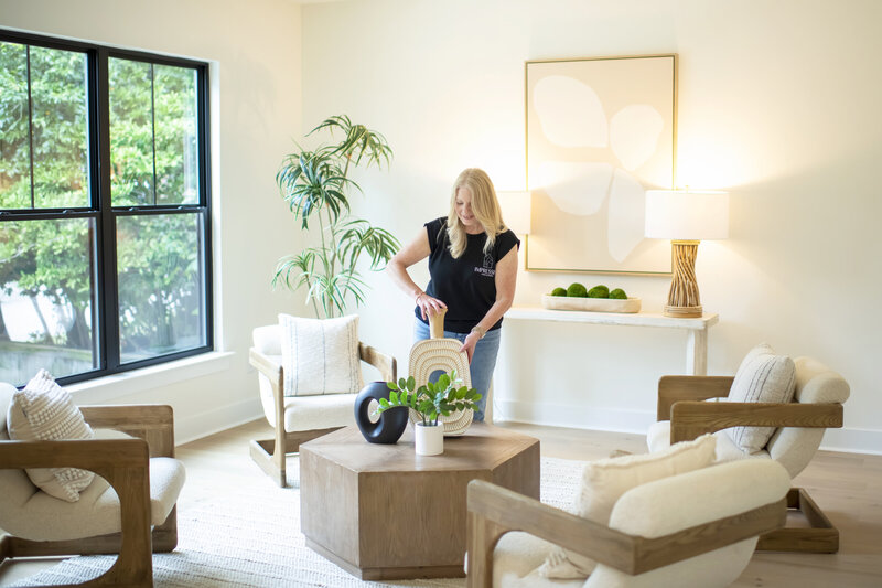 Vacant staging for faster home sale

