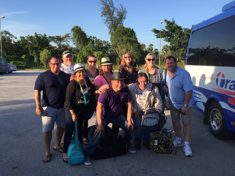 Group traveling taking a picture