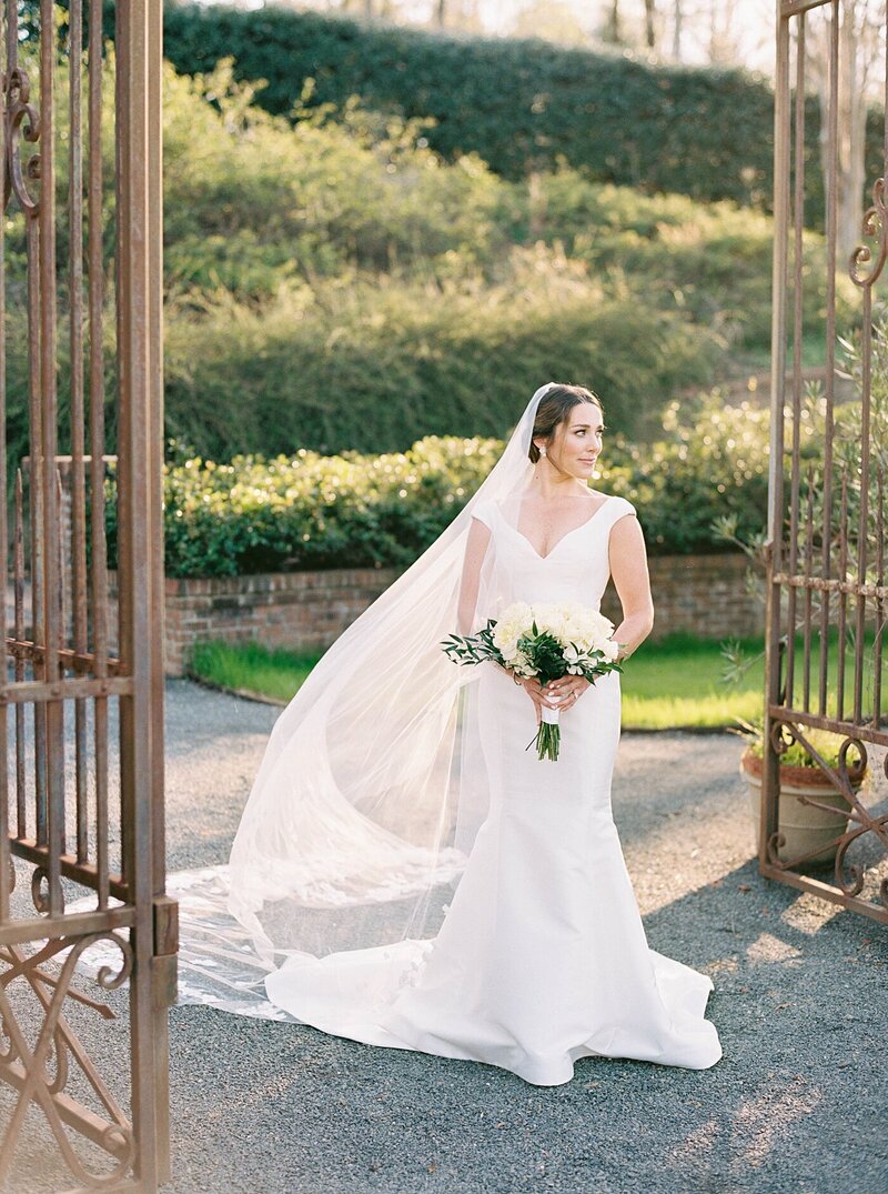 Moss-Mountain-Wedding-Bridal-16