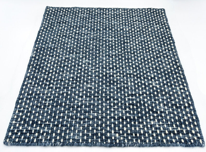 Finley Color-Blue  Content-100% Wool  Knots-Handloom Knotted 