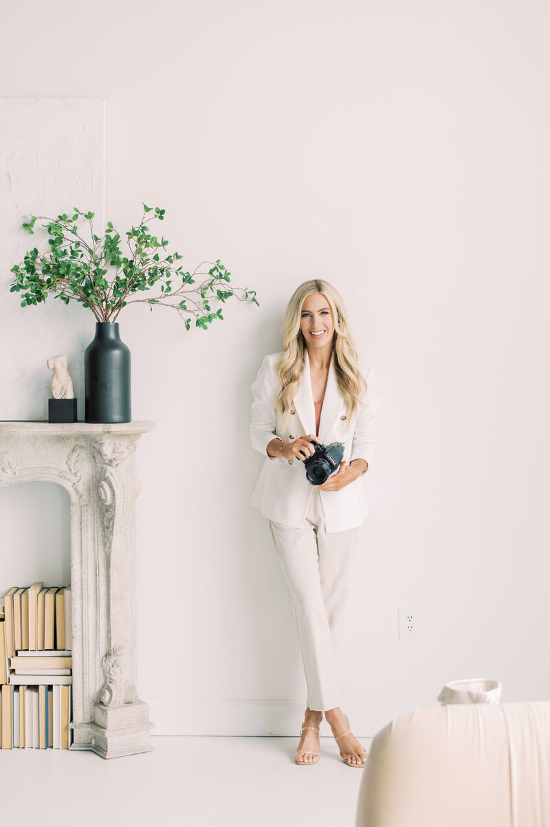 Web Designer for Photographers, Best Showit Website Designs Templates for Photographers, Wedding Professionals, Small Businesses - With Grace and Gold - Hannah Miller Photography - 3