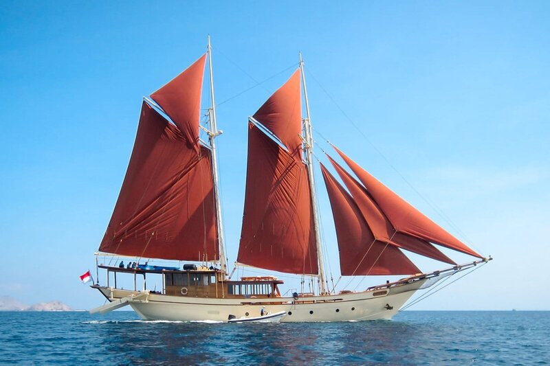 3.	Discover Indonesia's hidden gems from the comfort of luxury yacht Si Datu Bua