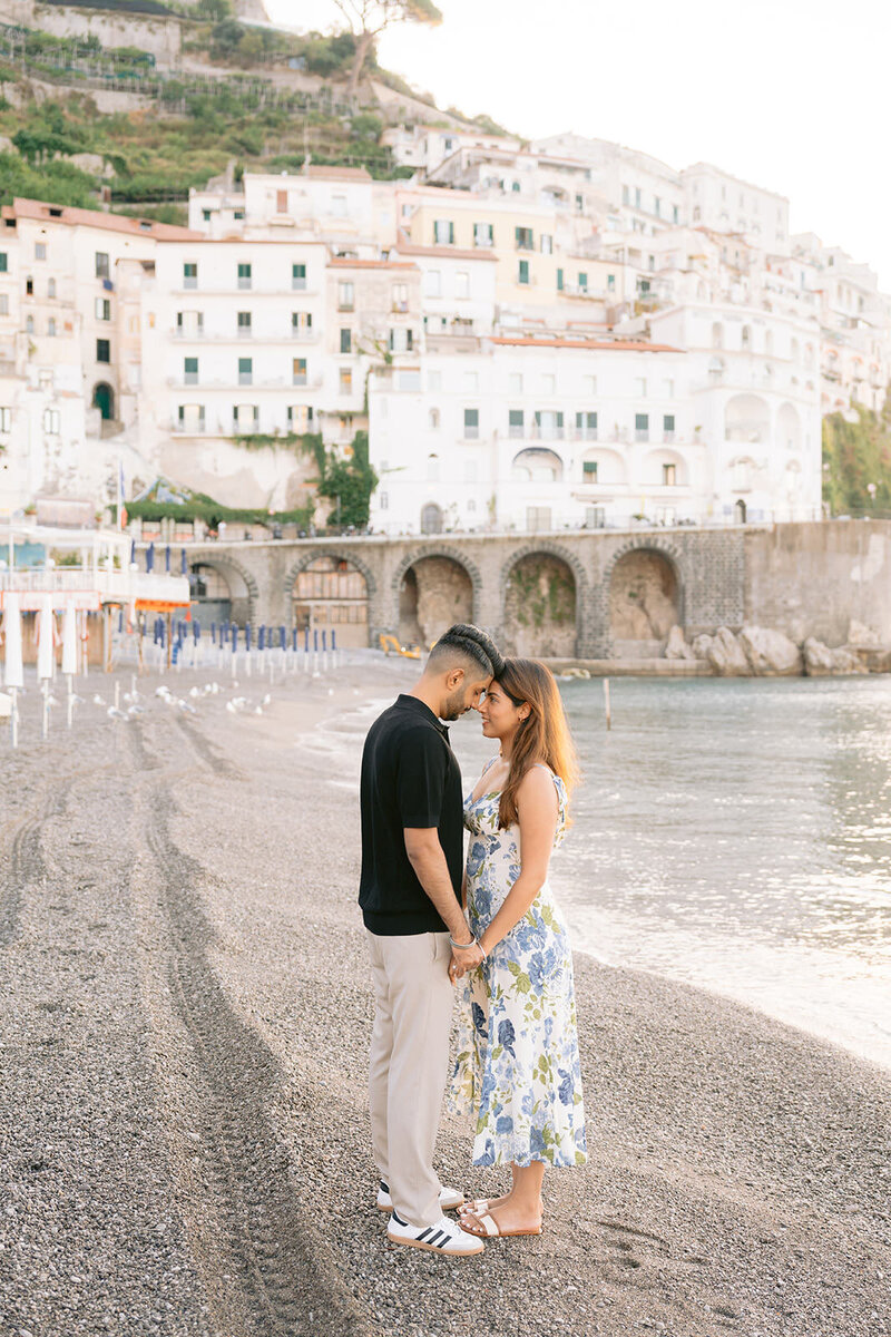 photo_amalfi_photographer_couple_engagement_vacation_honeymoon_family_photoshooting_atrani_8